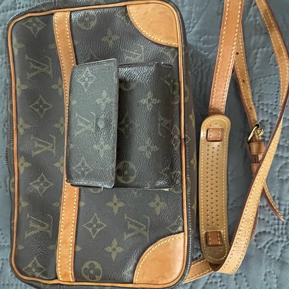 LV Vintage Crossbody and Wallet